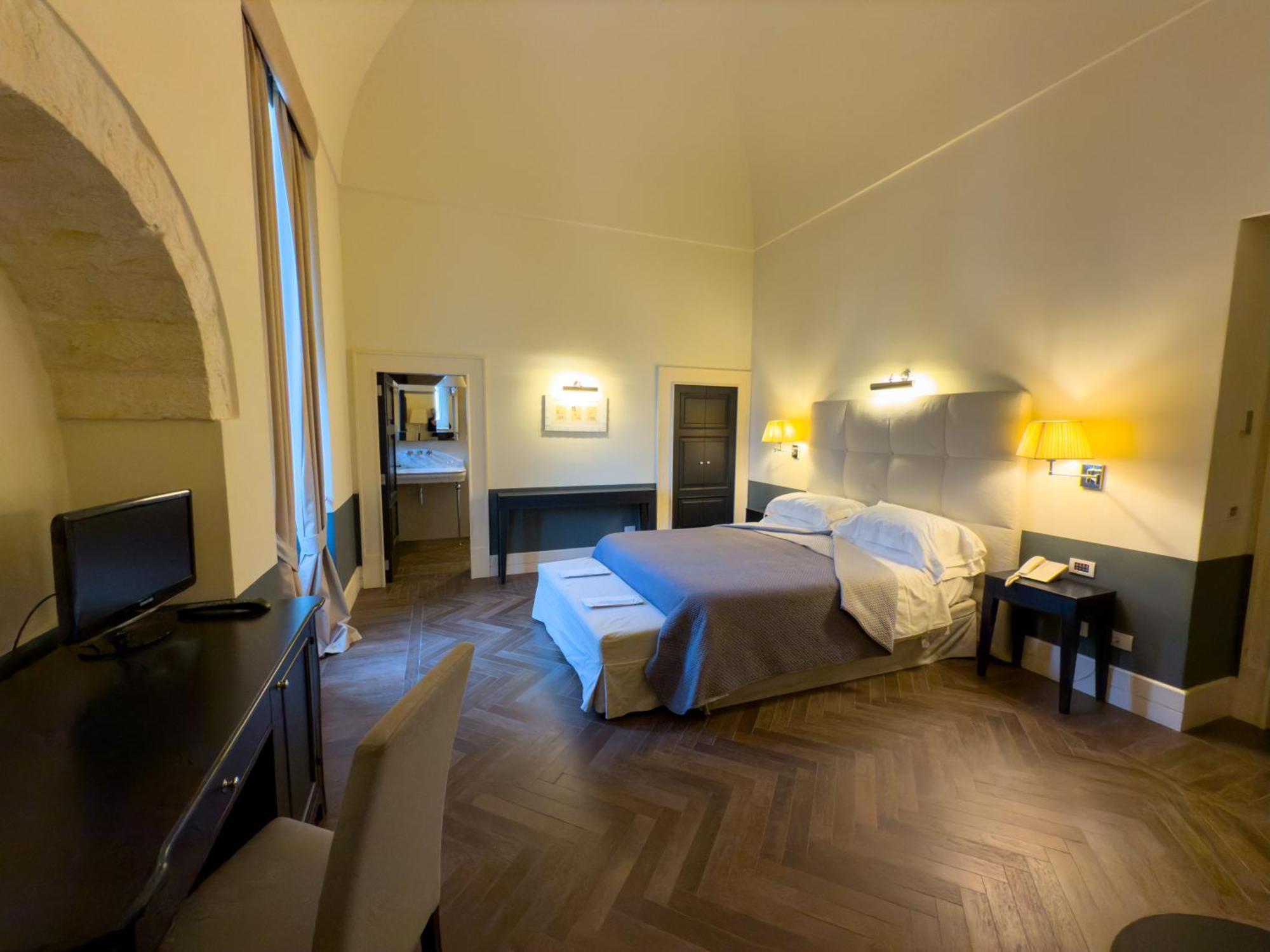 Relais Il Santissimo Hotel Turi Bagian luar foto