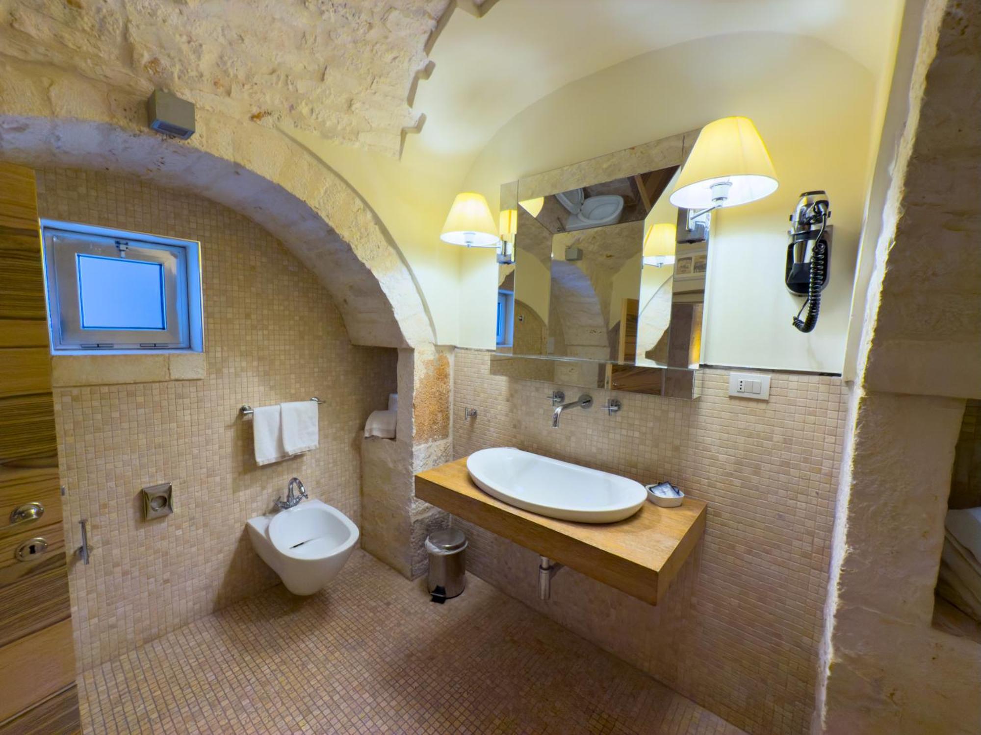 Relais Il Santissimo Hotel Turi Bagian luar foto