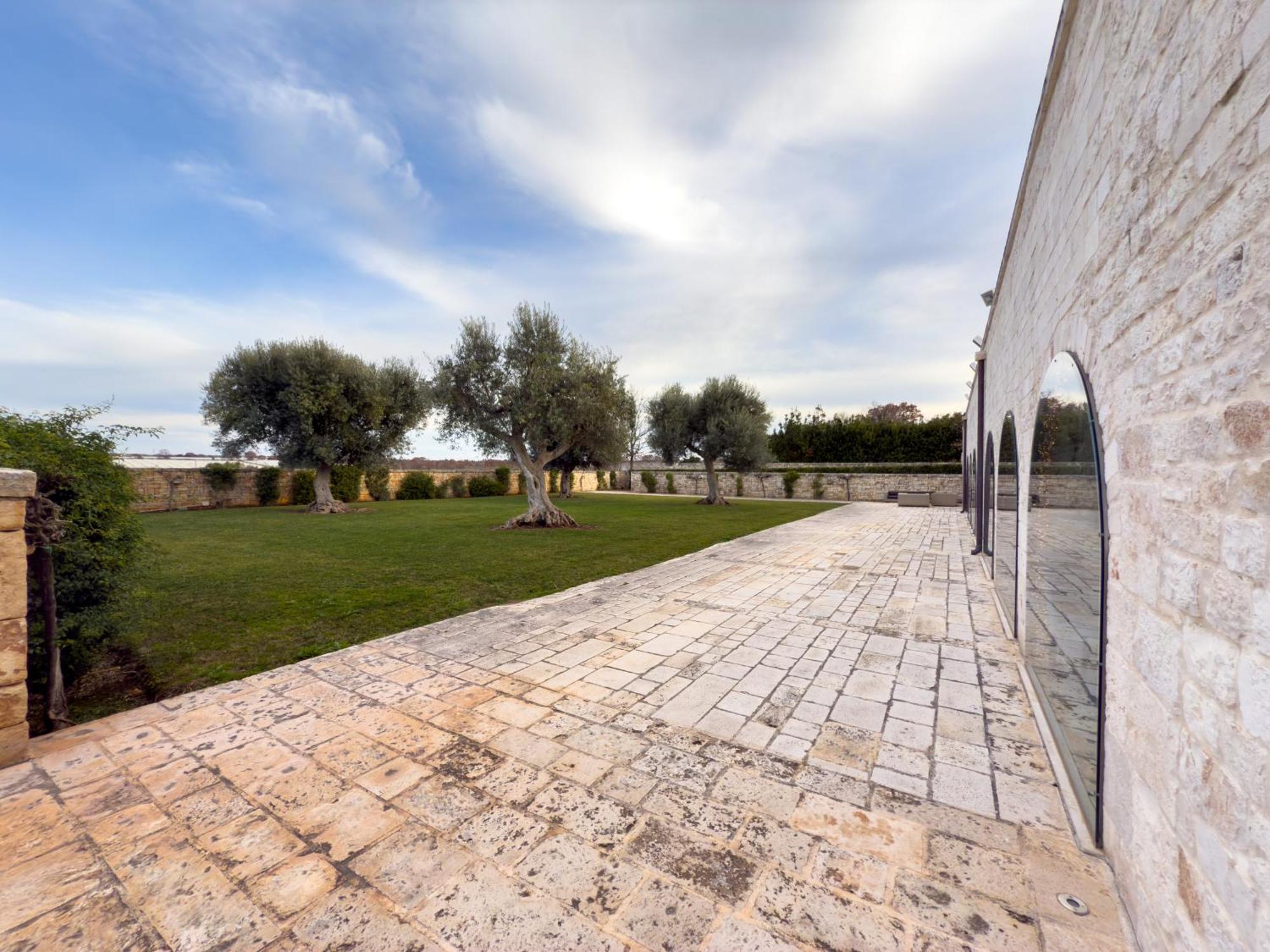 Relais Il Santissimo Hotel Turi Bagian luar foto
