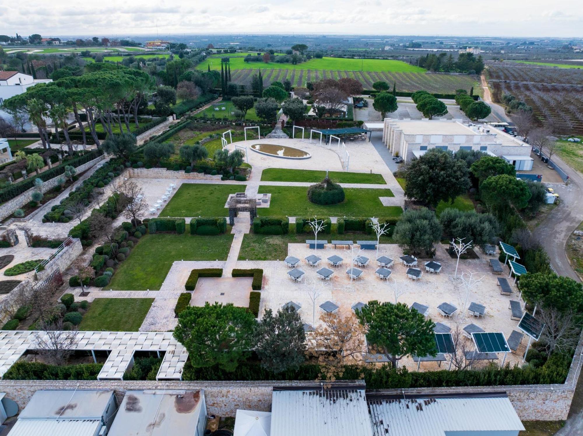 Relais Il Santissimo Hotel Turi Bagian luar foto